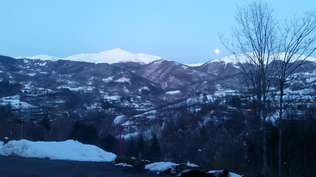 Il Bruco Hotel Fiumalbo Buitenkant foto