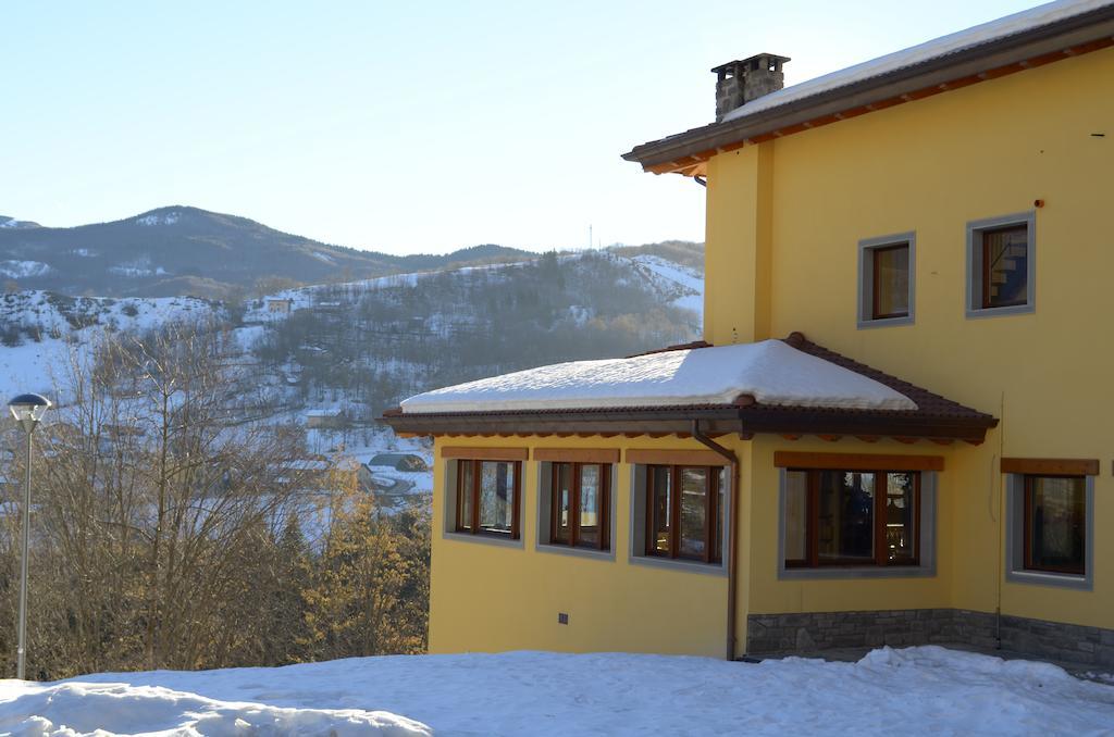 Il Bruco Hotel Fiumalbo Buitenkant foto